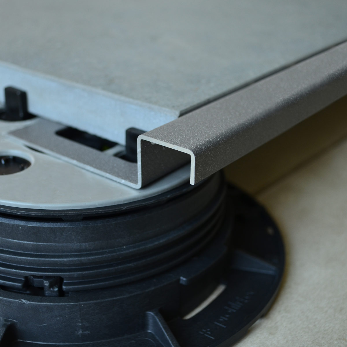 Profili perimetrali per terrazze Bordertec BSJ 20 A50 Profilitec Profili perimetrali per terrazze Bordertec BSJ 20 A50 Profilitec